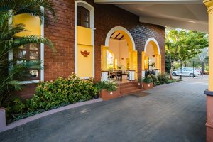 Гостиница Coconut Grove