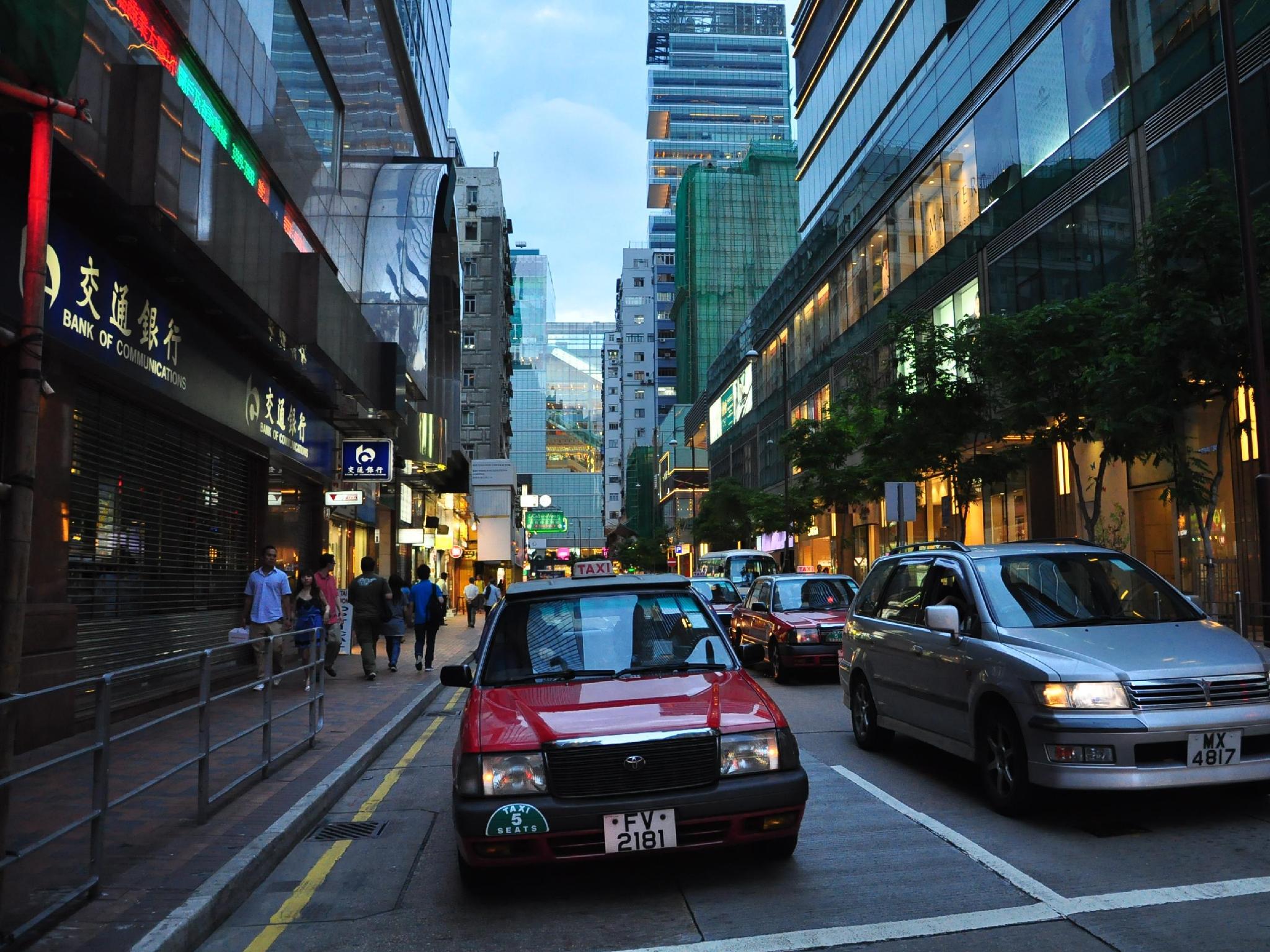 Фото Lyton House