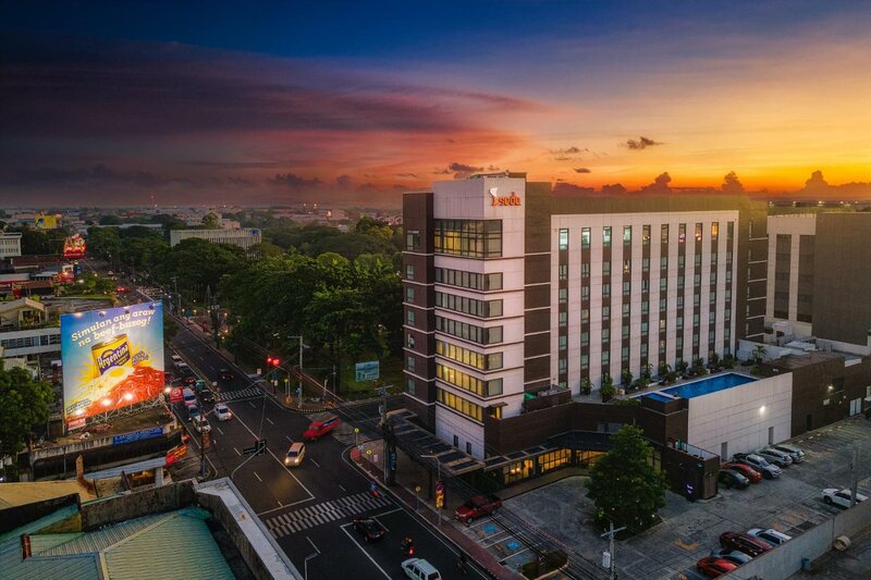 Гостиница Seda Capitol Central Hotel в Баколоде