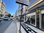 Real Emlak (Izmir, Menderes District, Cumaovasi Avenue, 19-21), agencia inmobiliaria