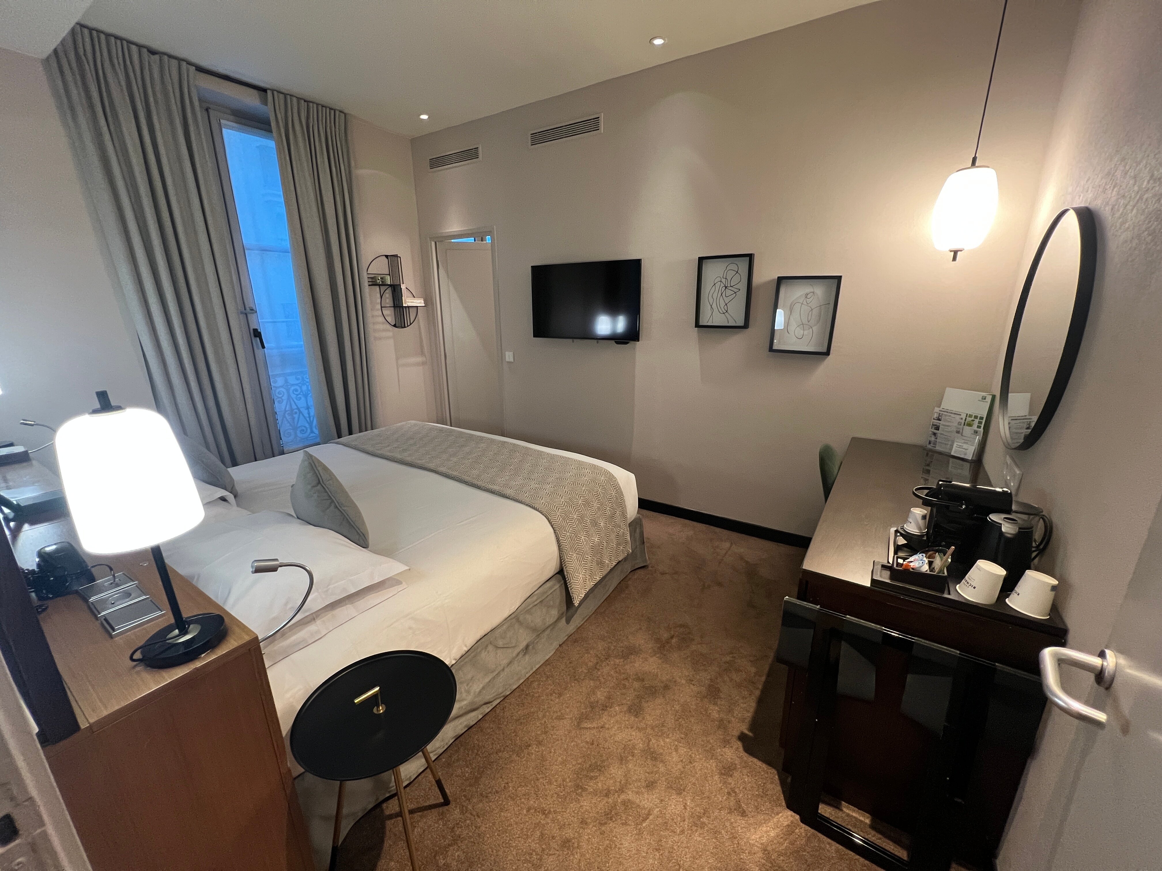 Фото Holiday Inn Paris Elysees