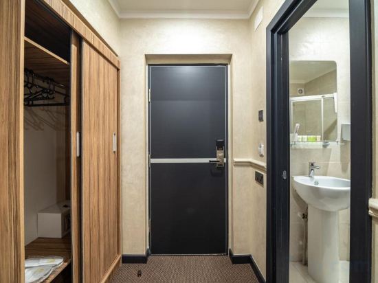 Фото Mildom City