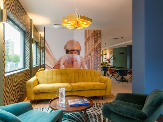 Фото The James Hotel Rotterdam