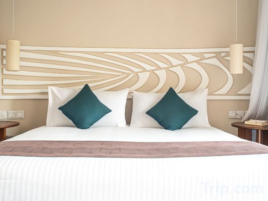 Фото Neptune Palm Beach Boutique Resort & Spa