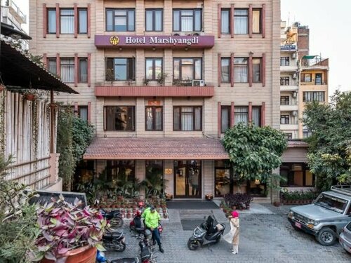 Гостиница Hotel Marshyangdi в Багмати