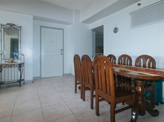 Фото Obaid's Condo in Winland Towers