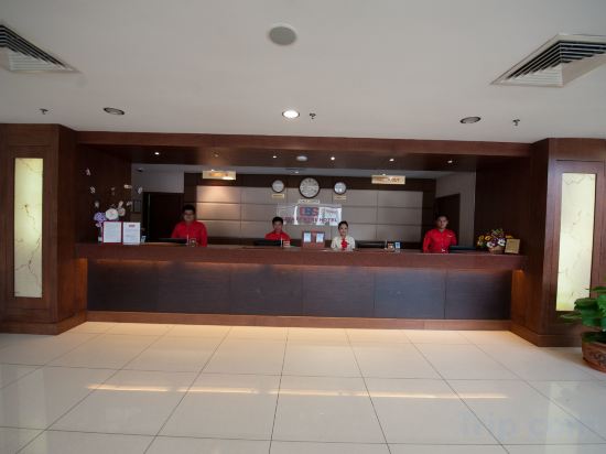 Фото Gaya Centre Hotel