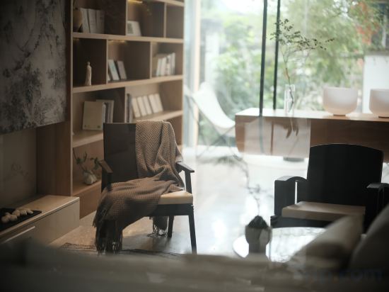 Фото Guilin Bonjour Boutique Hotel