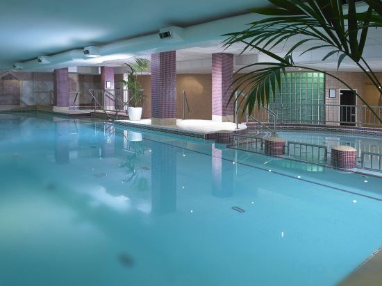 Фото Camden Court Hotel