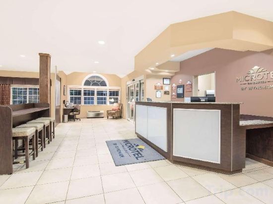 Фото Microtel Inn & Suites by Wyndham Sidney