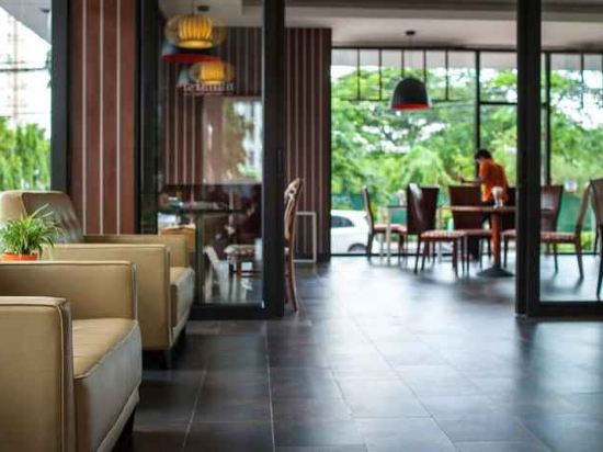 Фото Marsi Hotel Bangkok