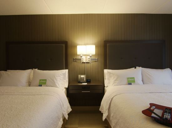 Фото Hampton Inn & Suites by Hilton Toronto Markham