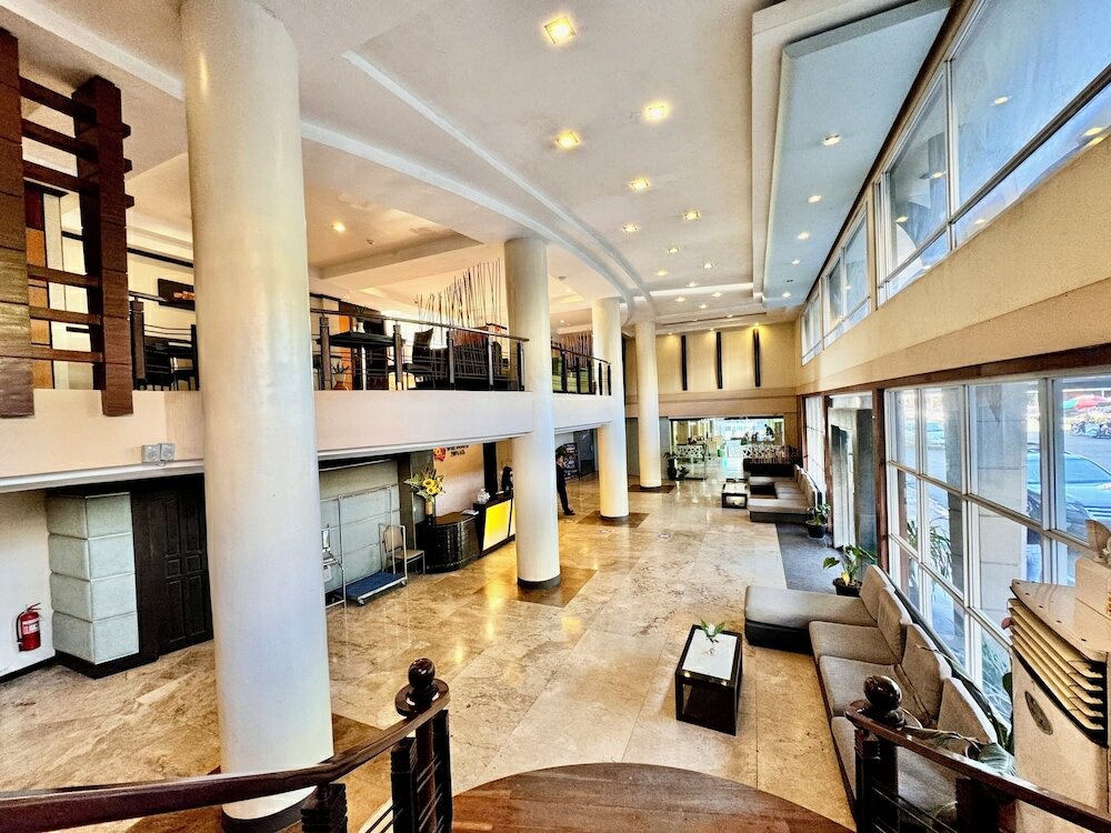 Фото Mo2 Westown Hotel Bacolod - Downtown