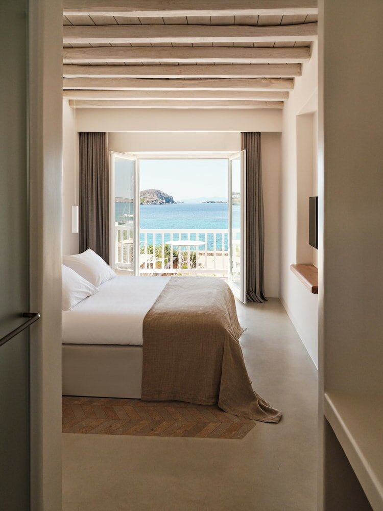 Фото Bill & Coo Coast Suites - Adults Only