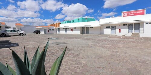 Гостиница Opportunity León в Леоне