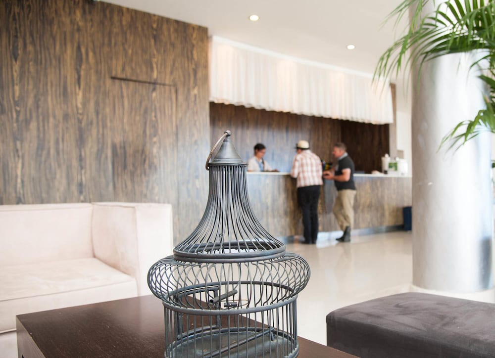 Фото Vrissiana Beach Hotel