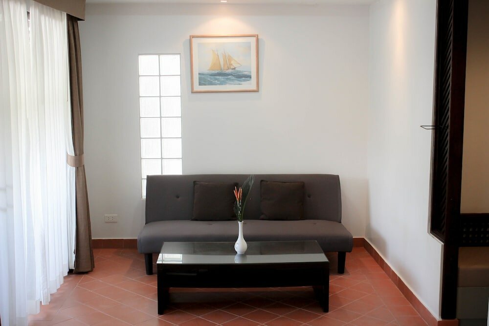 Фото Royal Lee Resort & SPA