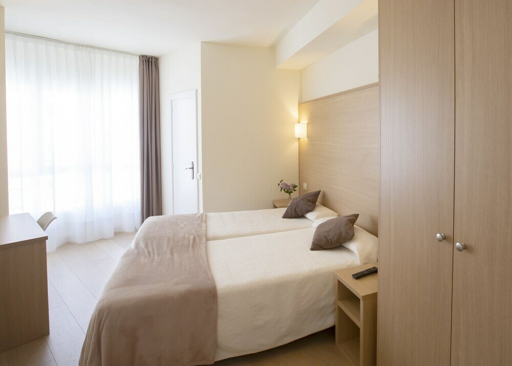Фото Hotel Ciudad De Calahorra