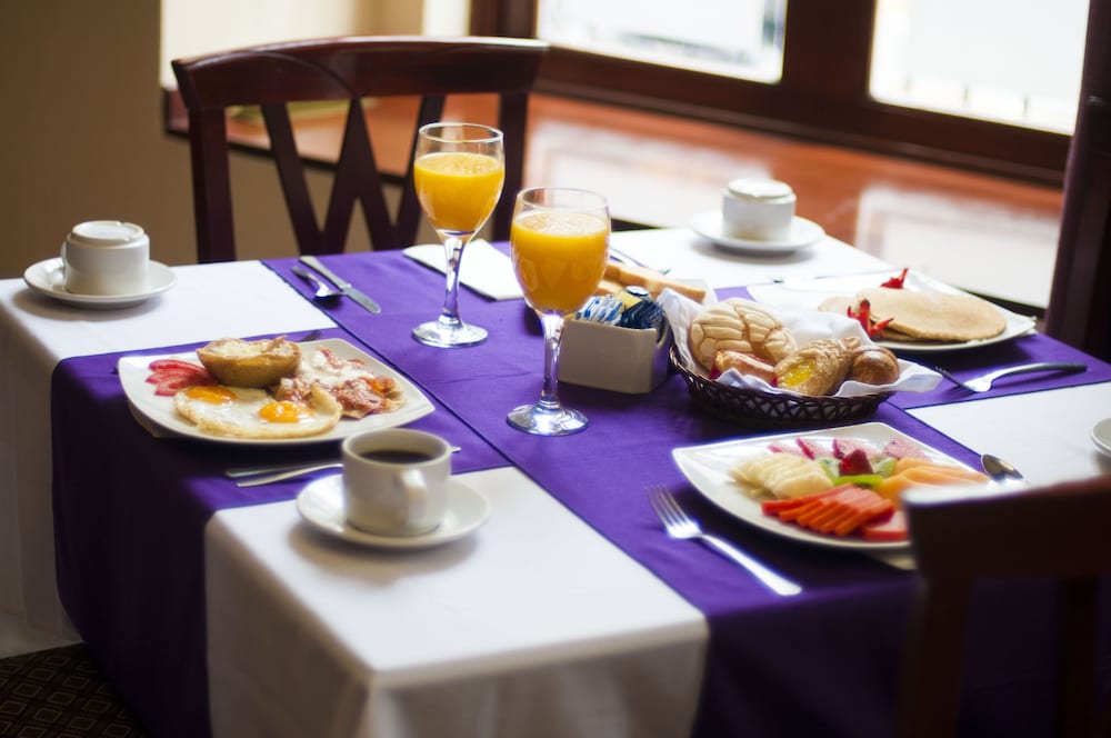 Фото Hotel Morales Historical & Colonial Downtown Core