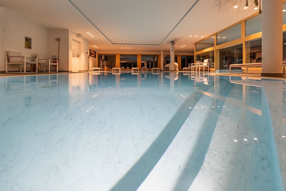 Фото White Angel Hotel