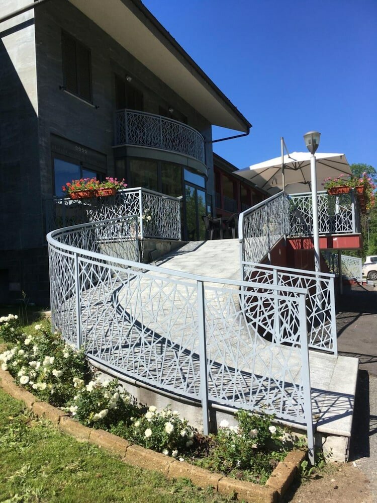 Фото Hotel Langhe & Monferrato