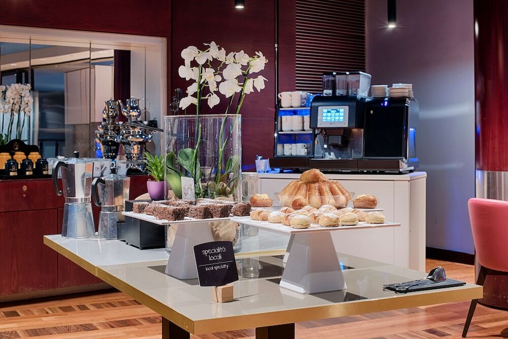 Фото Nh Napoli Panorama