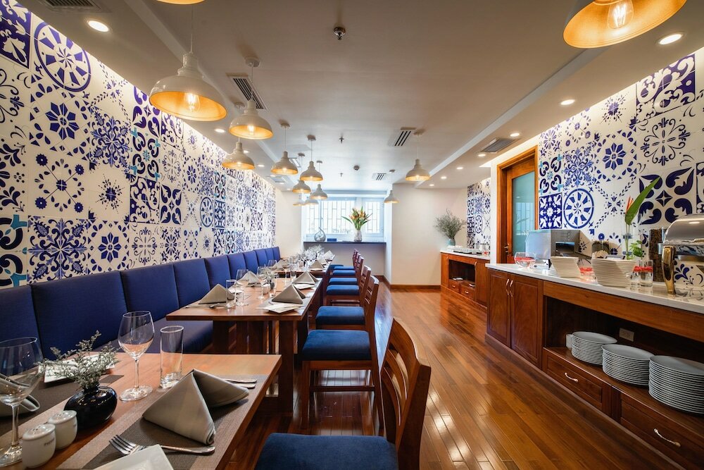 Фото Hai Bay Hotel