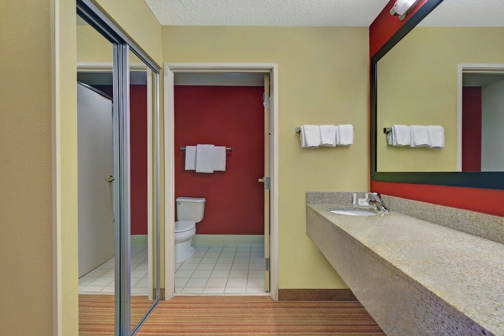 Фото Courtyard by Marriott Shreveport Airport