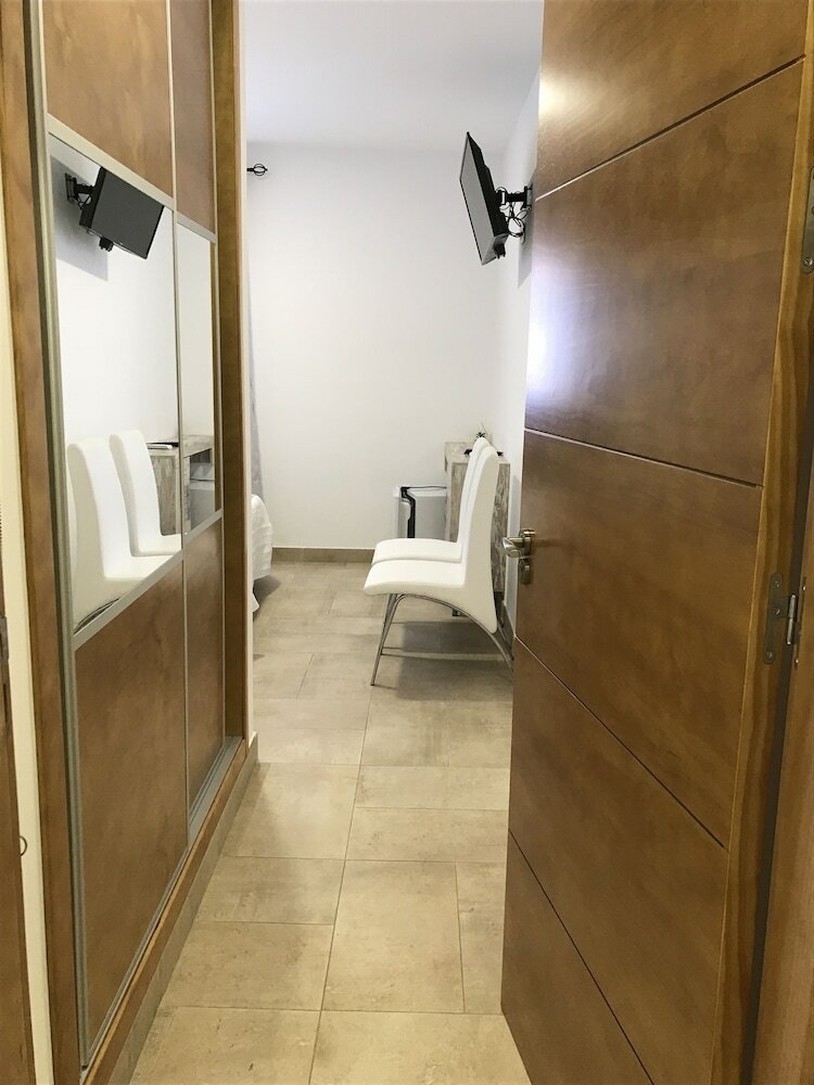 Фото Hostal Restaurante El Mero