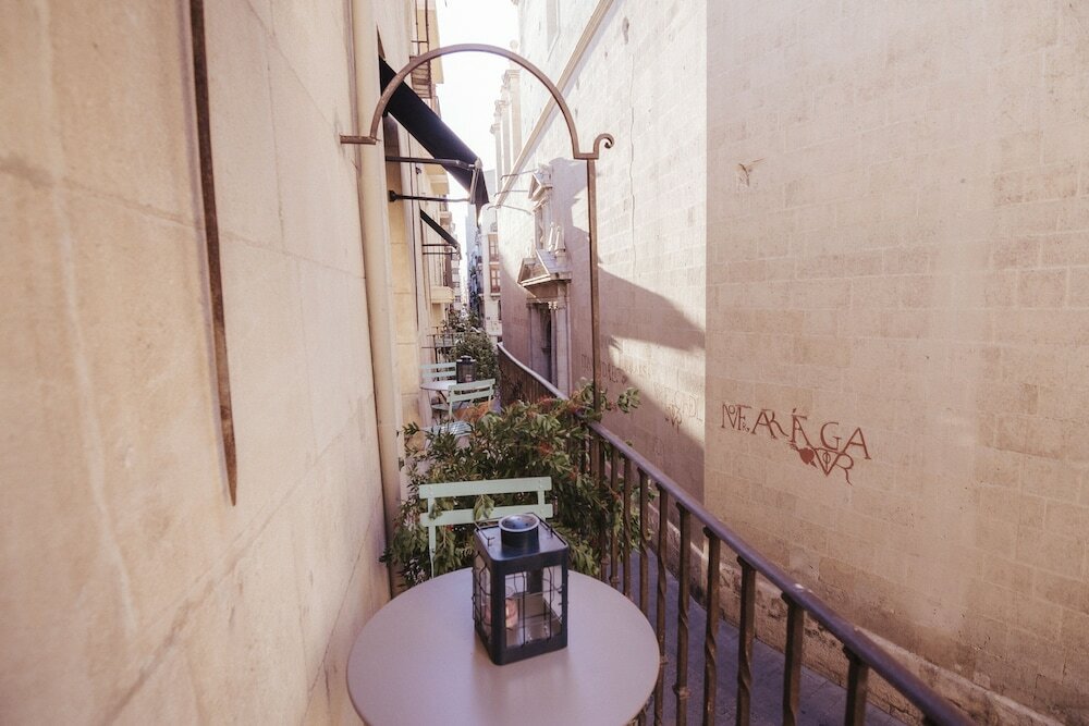 Фото Отель Boutique Alicante Palacete S. XVII - Adults Only