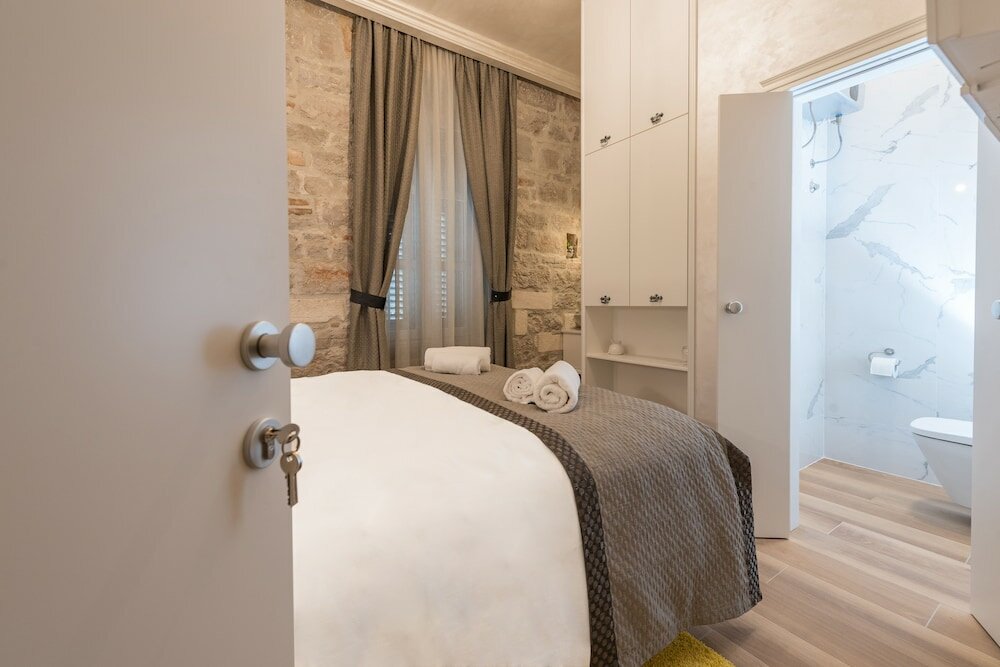 Фото Апартаменты Zara Palace - design rooms