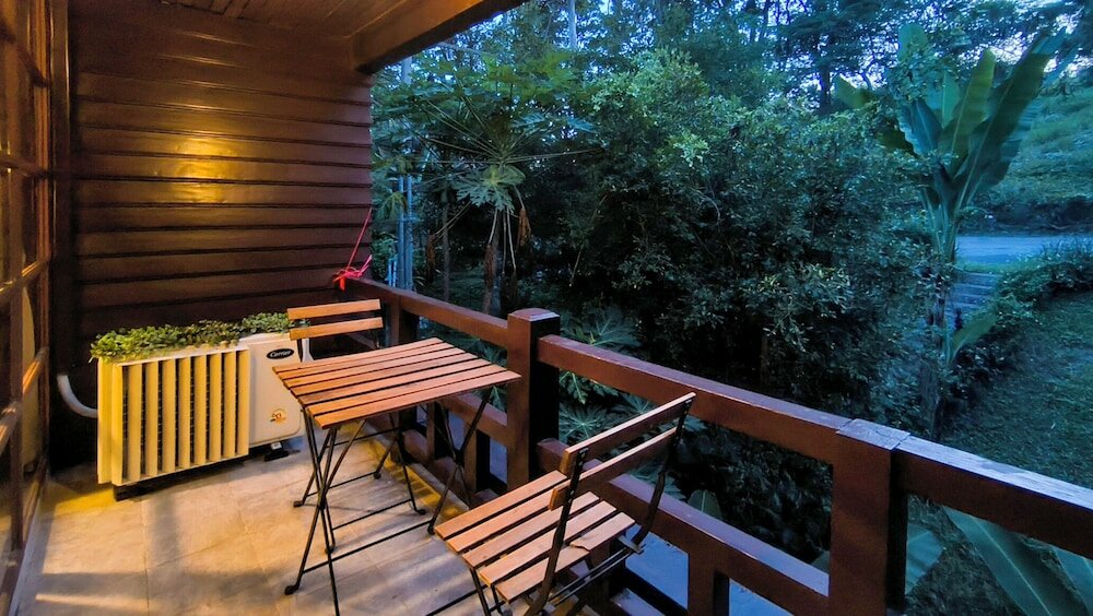 Фото Issara Boutique Winery Hotel