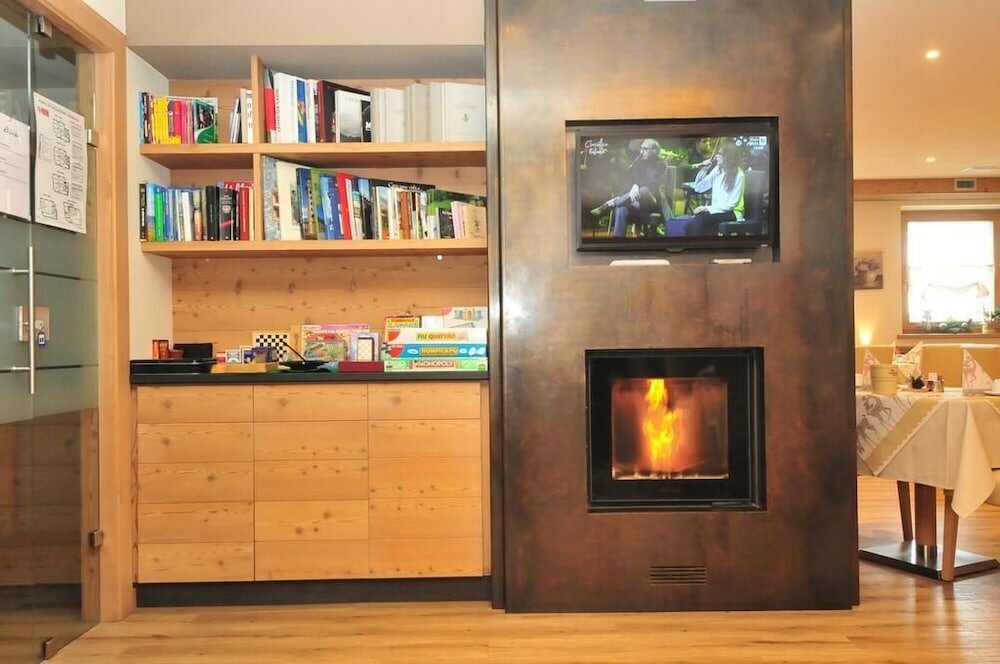 Фото Hotel B&b Bondi