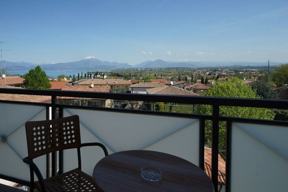 Фото Hotel Clarin 14 by Dori