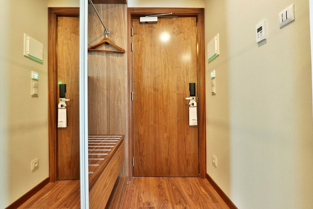 Фото Turim Ibéria Hotel