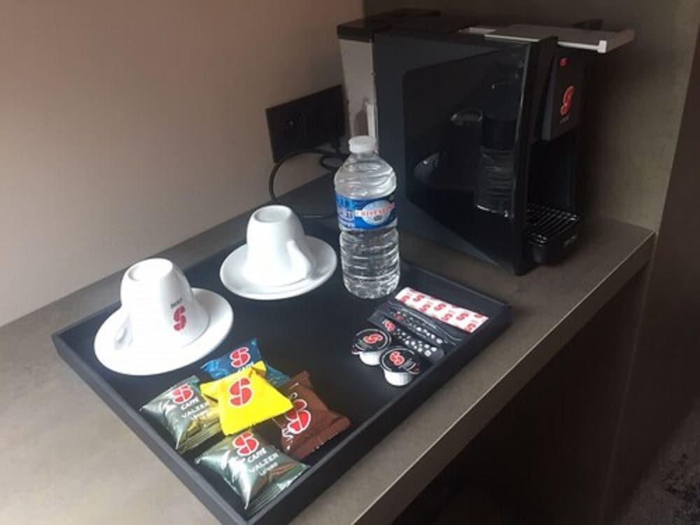 Фото Van Der Valk Hotel Charleroi Airport