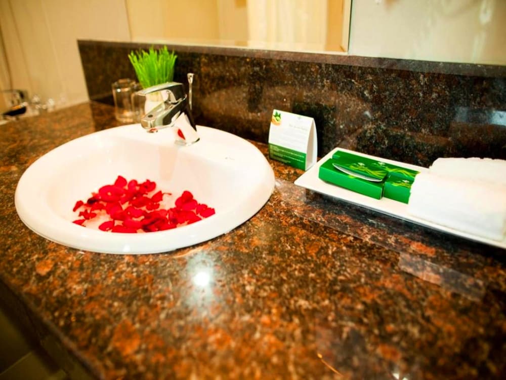 Фото River Hotel