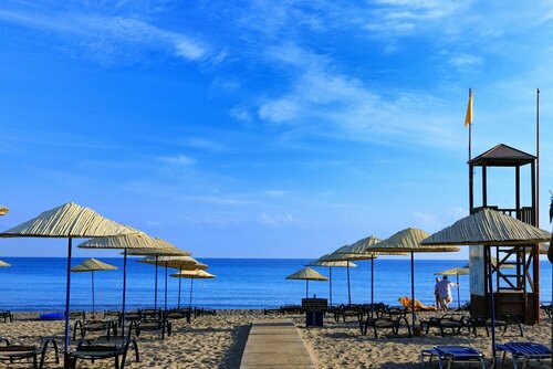 Внешний вид отеля Apollonia Beach Resort & SPA в Муниципальной единице Газиу, фото 4