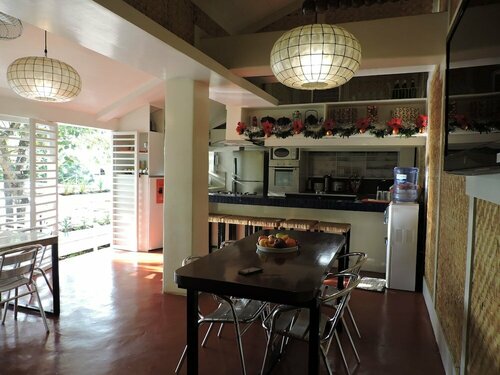 Внешний вид отеля Orange Mangrove Pension House в Пуэрто-Принсесе, фото 4