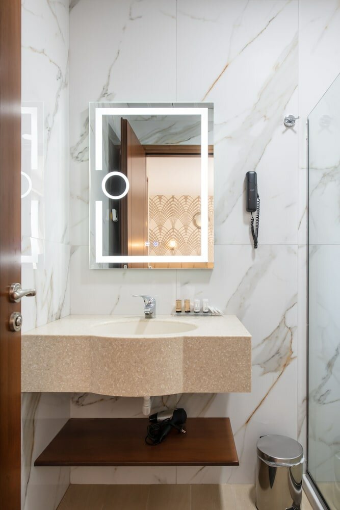 Фото Golden City