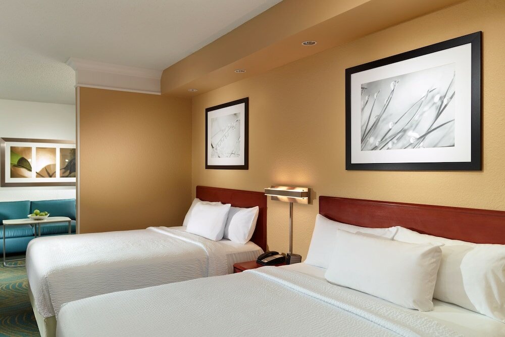 Фото SpringHill Suites by Marriott Atlanta Buckhead