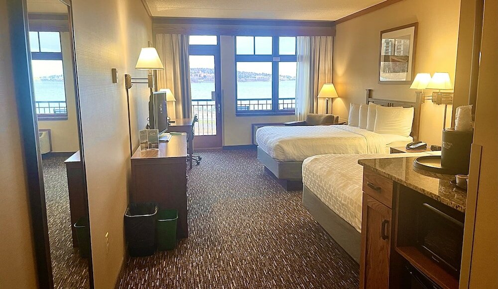 Фото Canal Park Lodge