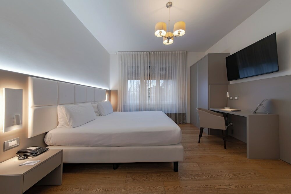 Фото Hotel Mercure Milano Solari 