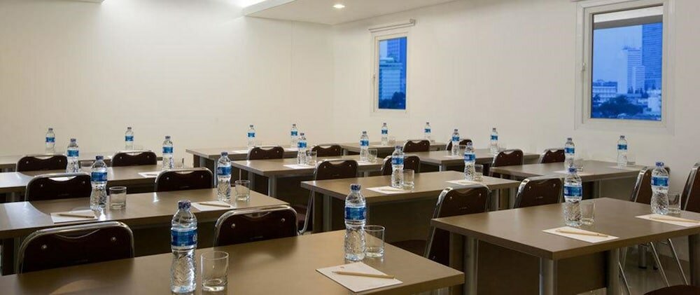 Фото Amaris Hotel Thamrin City - Jakarta