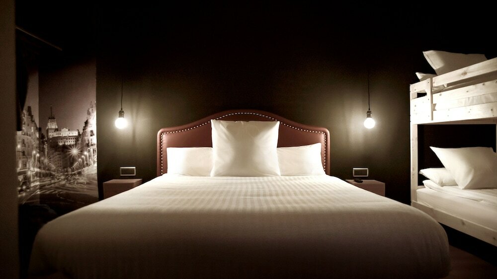 Фото Woohoo Suites Madrid