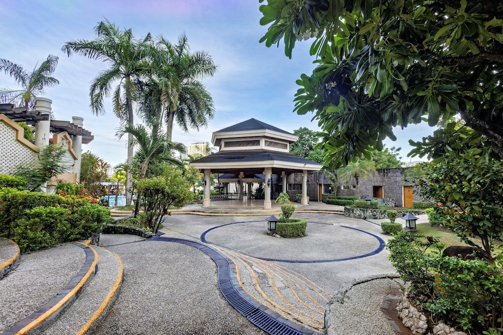 Фото Waterfront Cebu City Hotel & Casino