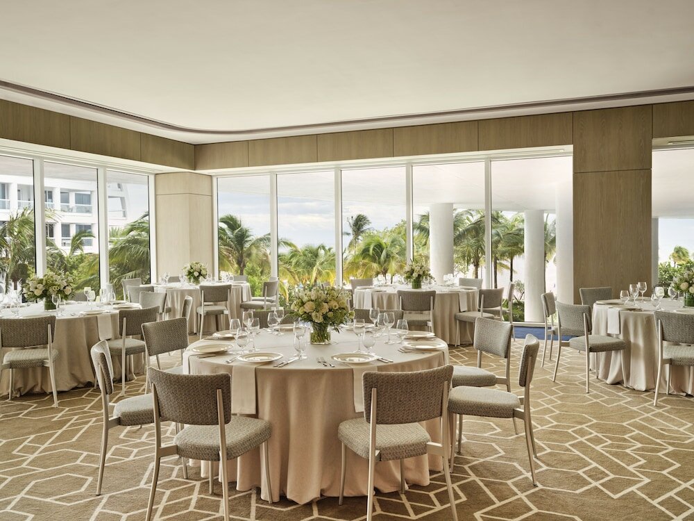 Фото Four Seasons Hotel and Residences Fort Lauderdale