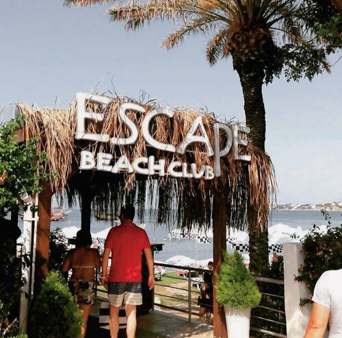 Гостиница The Arkin Colony Hotel в Кирении