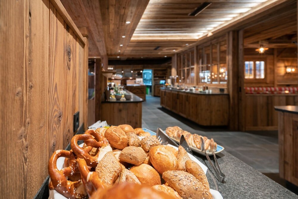 Фото Hotel Adler