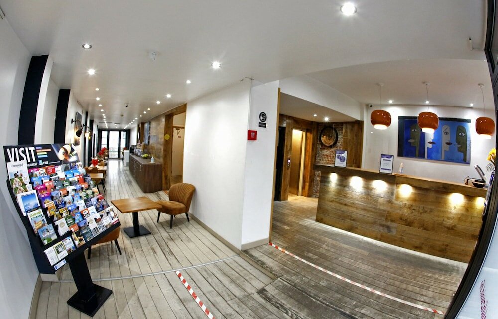 Фото Hotel Midi Zuid